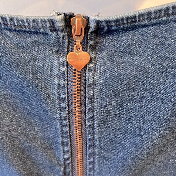 💙NWOT Betsy Johnson Denim Puff Sleeve Dress in Size Small - Picture 4 of 9